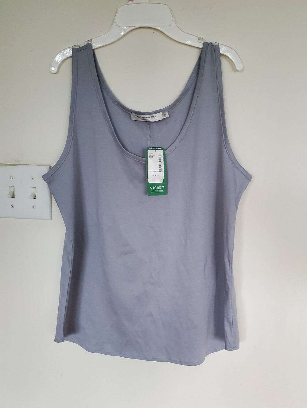 Brand New With Tag ,Elegant ,comfortbul ,brand New Top.